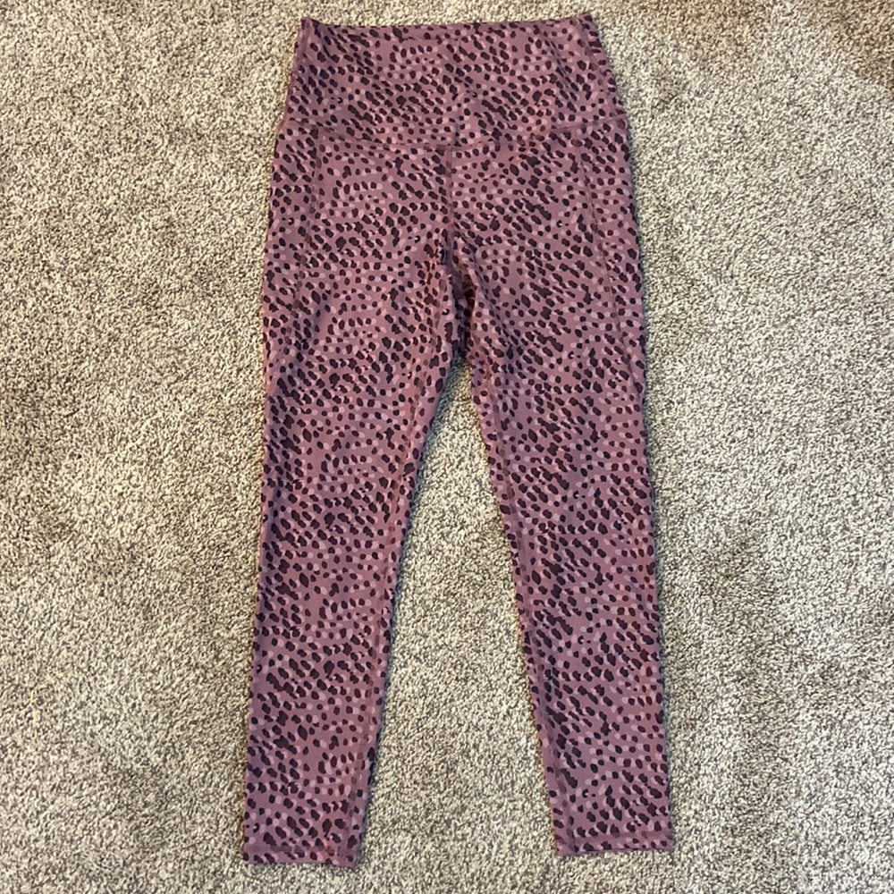 High waisted animal print yoga stretch 3/4 length leggings